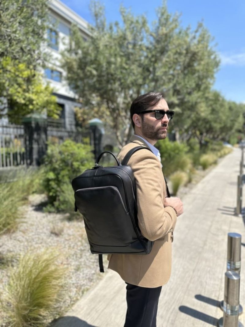Δερμάτινο σακίδιο πλάτης Cardinal 20 L 8110 black - Image 2