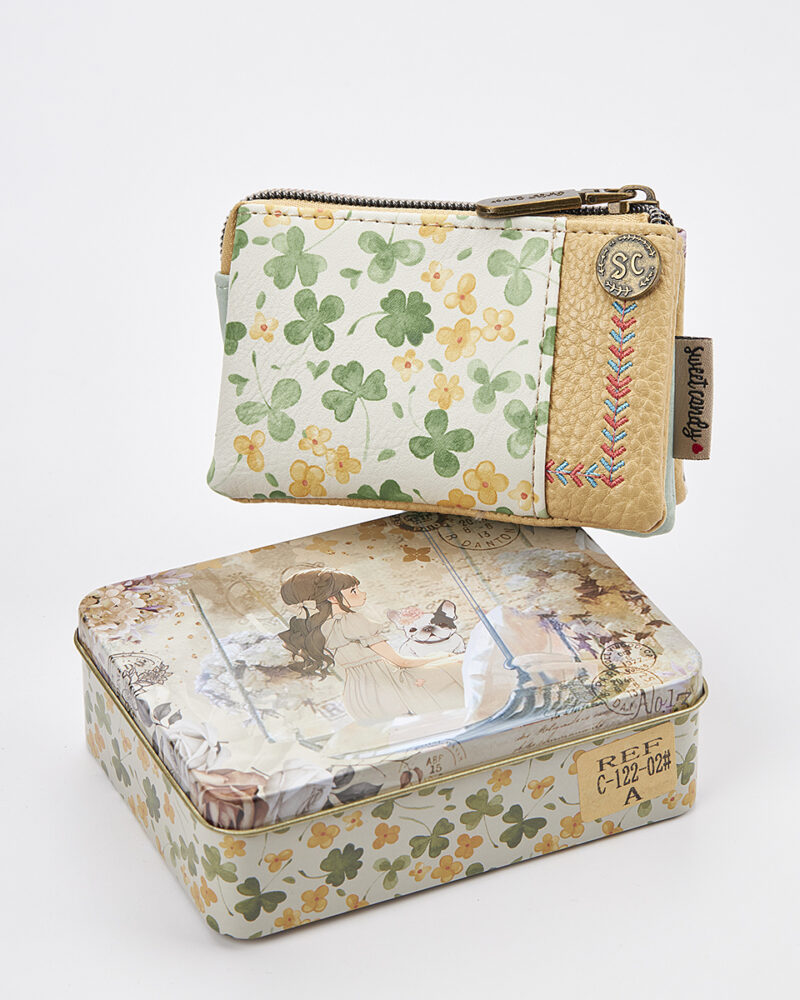Sweet Candy Γυναικείο Mini Πορτοφόλι με Floral Σχέδιο & Τριπλό Φερμουάρ – Floral Whisper