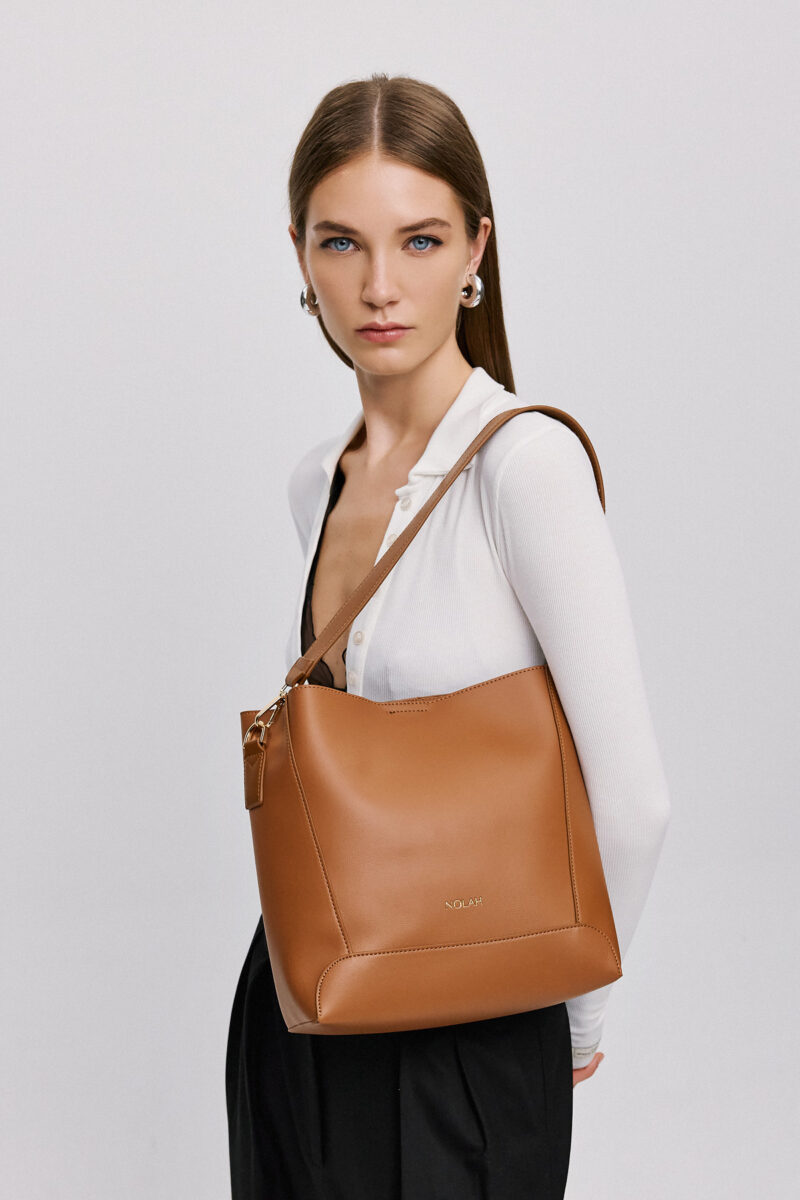 Helios Brown - Image 7